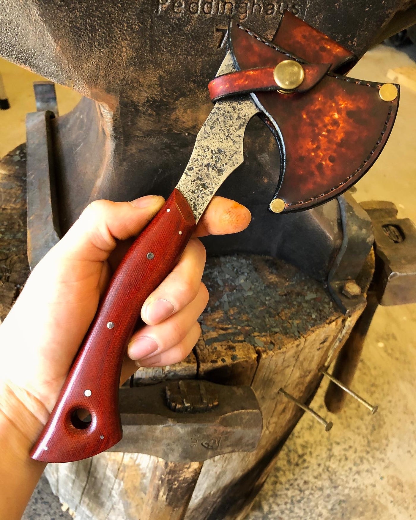 Nature's Embrace: Precision Integral Hand Forged Hatchet